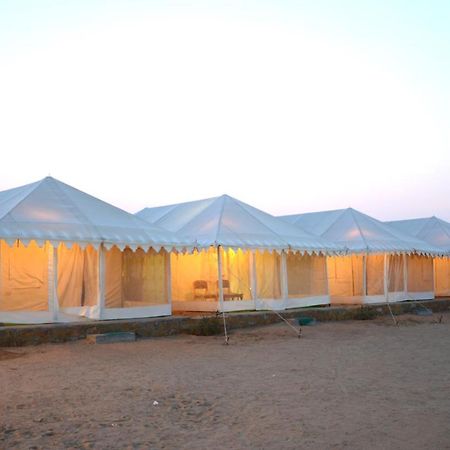 Kai Kabila Desert Camp Sām Eksteriør billede